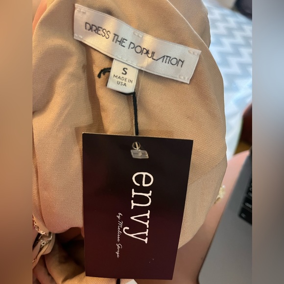 DRESS THE POPULATION Emery Sequin Scoop Back Dress - Picture 6 of 6